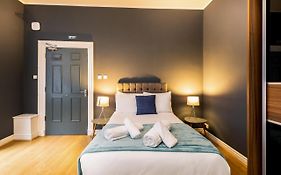 Citystop Apartments - Trueman Street